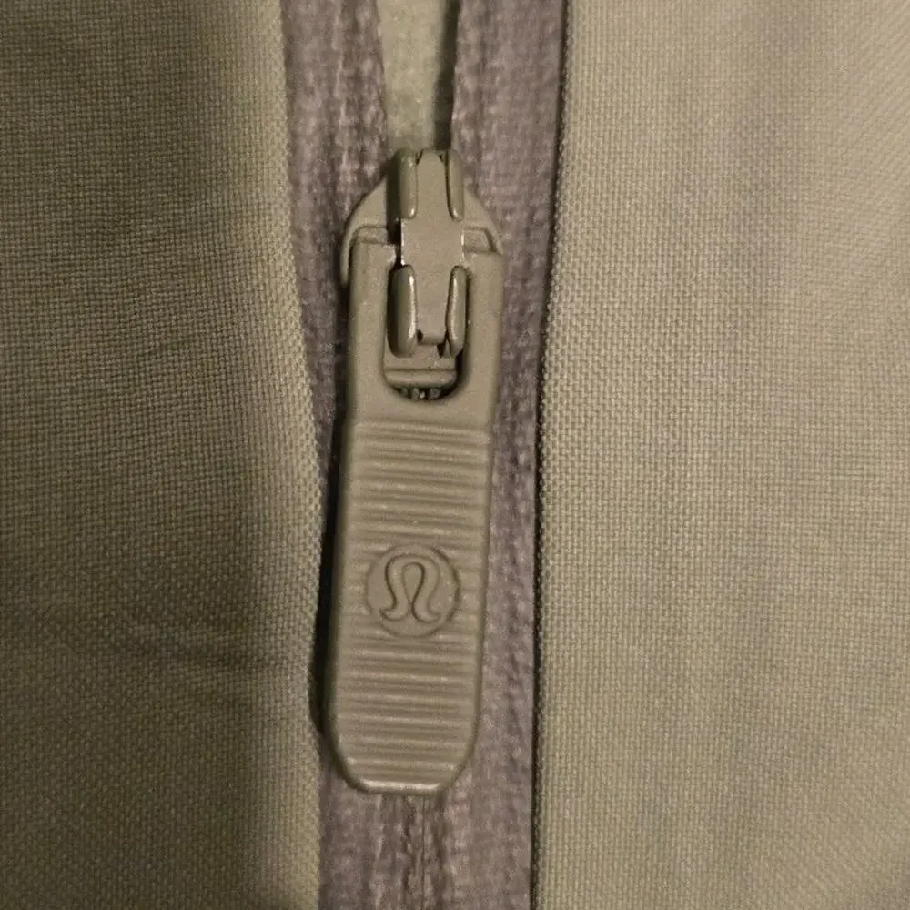 Lululemon Glyde Along Softshell Jacket 8 Green Twill - Picture 8 of 9